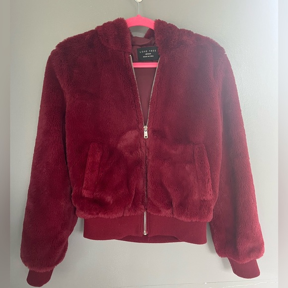 Love Tree Jackets & Blazers - Love Tree Faux Fur Coat